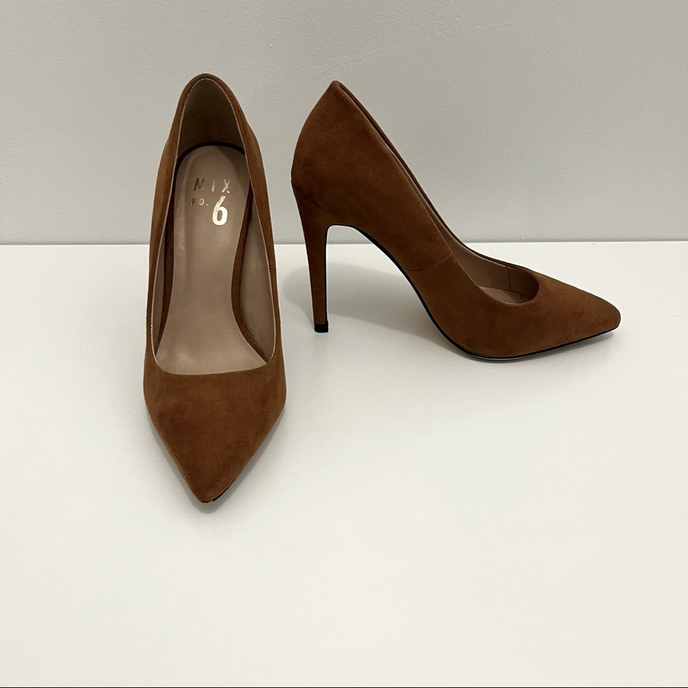 Cognac/Bronze Pointed Toe Pump